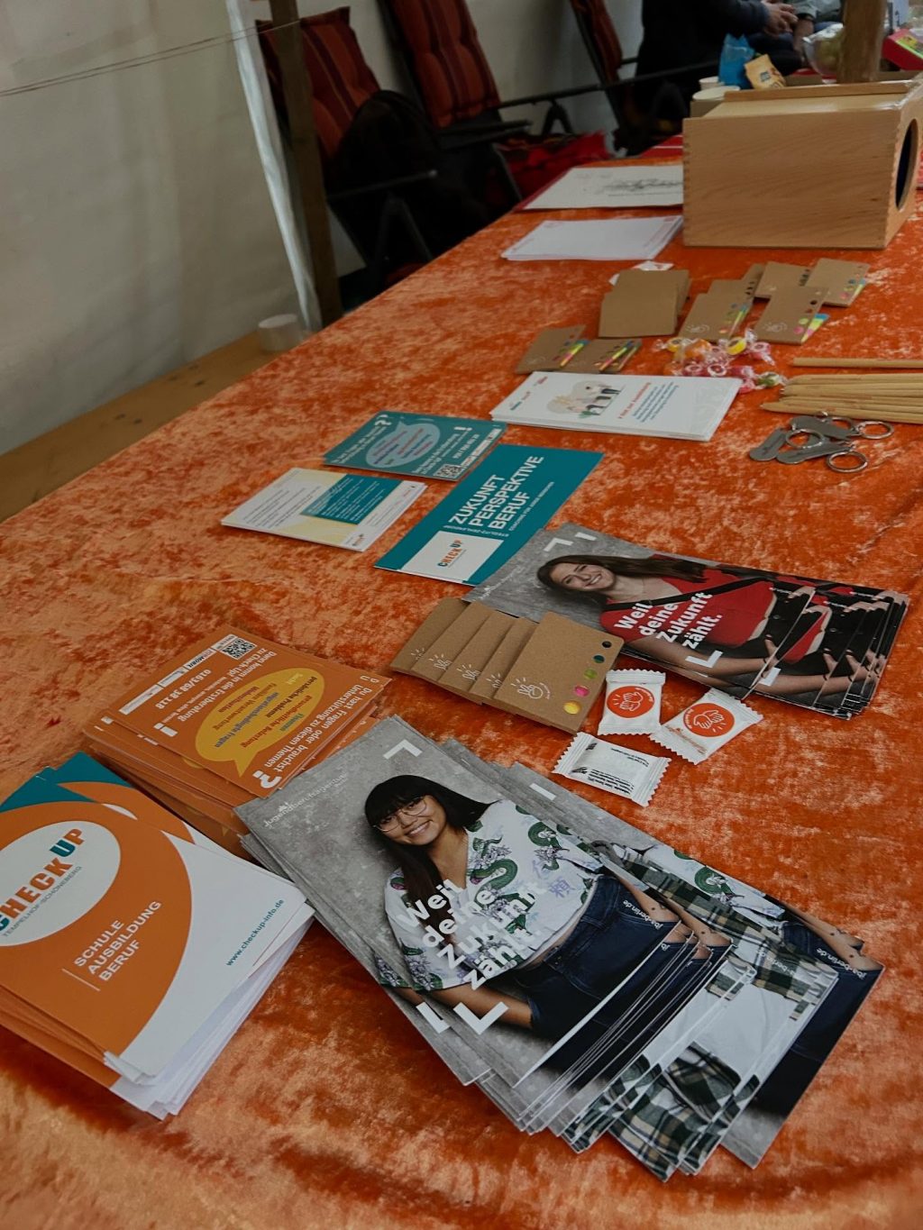 Instagram post from rat_zur_ausbildung. This post is in position 2.