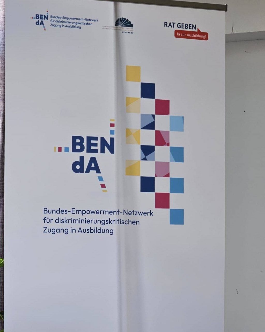 Instagram post from rat_zur_ausbildung. This post is in position 2.