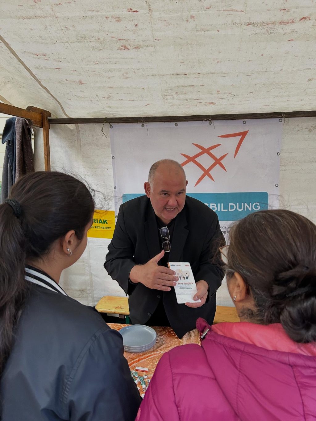 Instagram post from rat_zur_ausbildung. This post is in position 4.