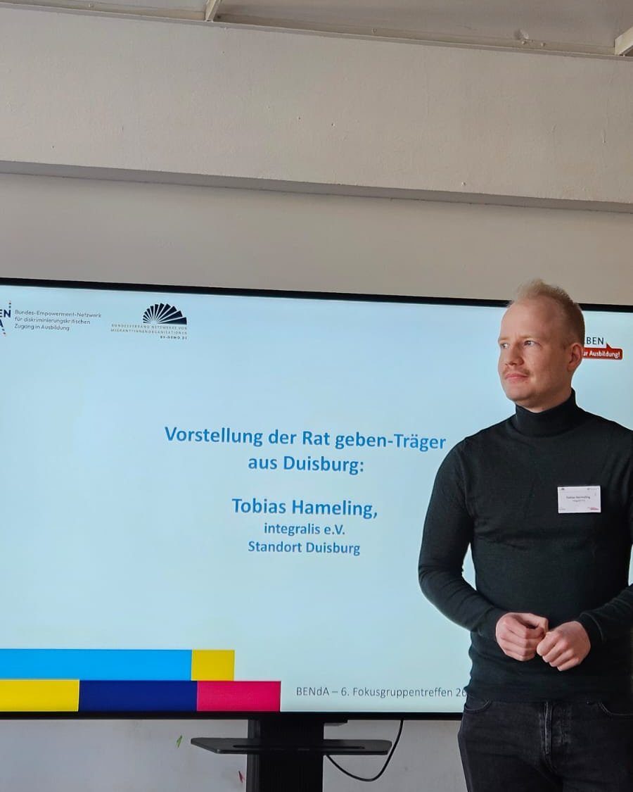 Instagram post from rat_zur_ausbildung. This post is in position 3.