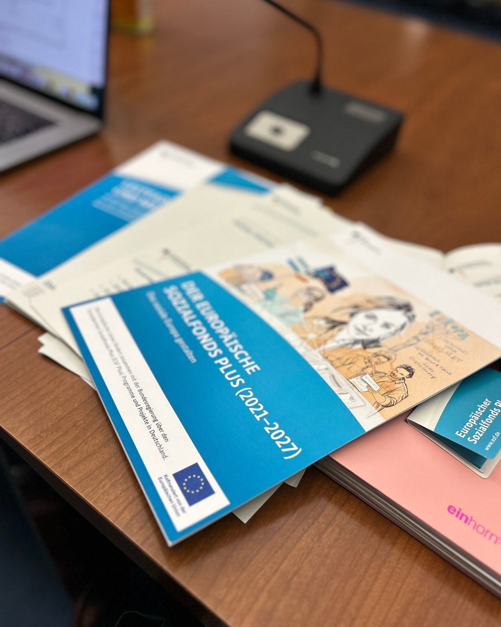 Instagram post from rat_zur_ausbildung. This post is in position 1.